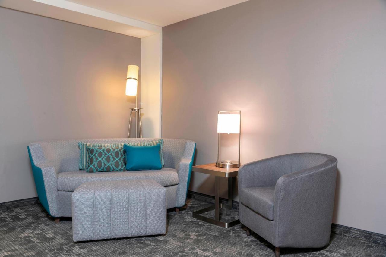 Courtyard By Marriott Cleveland Elyria Hotel Luaran gambar